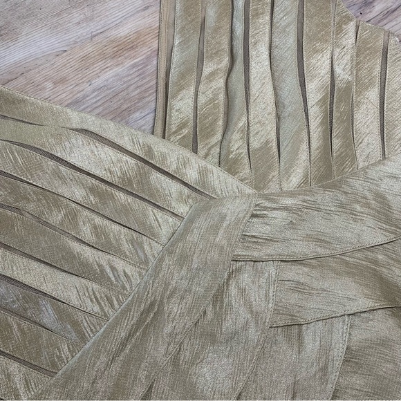 NWT Adrianna Papell Peplum Top - Picture 9 of 15